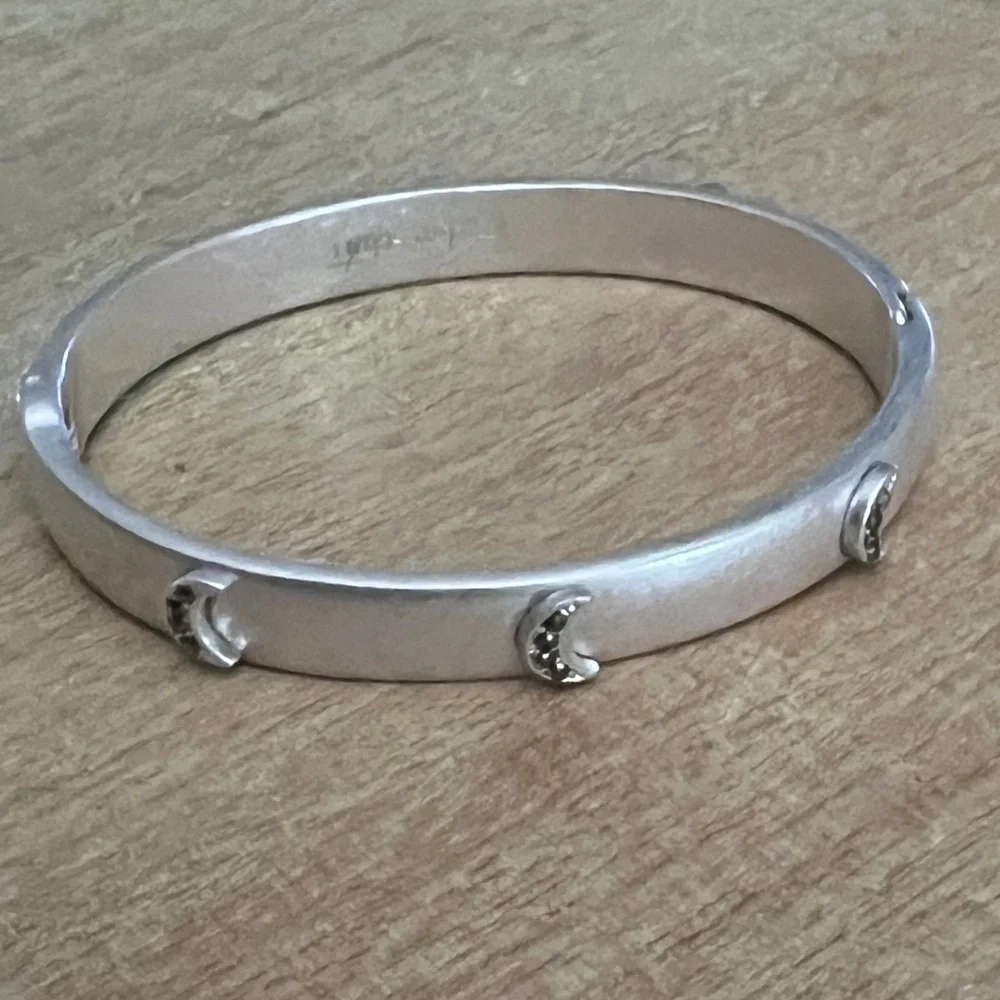 NEW MARLYN SCHIFF Crystal Moon Dance Hinged Bangle Bracelet in Silver Tone 7.25”
